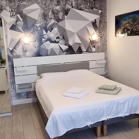 Elisabeta Studio Apartment Bukarest Kültér fotó